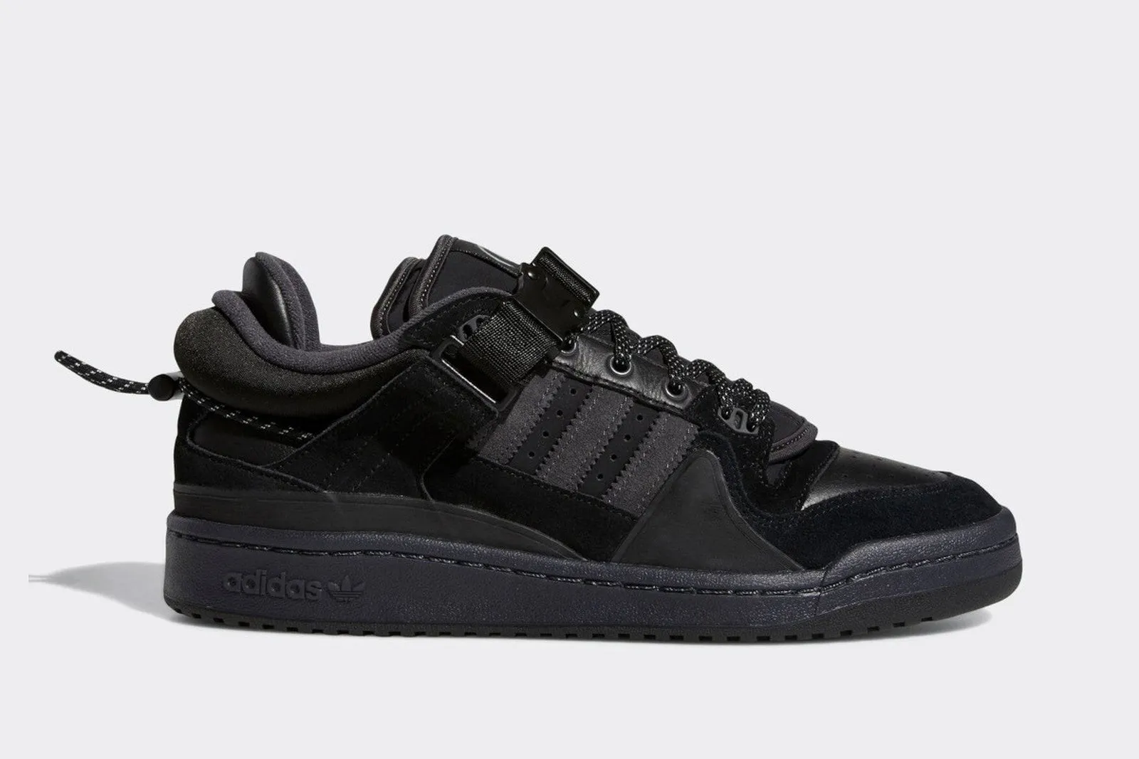 ADIDAS X BAD BUNNY FORUM BUCKLE BLACK