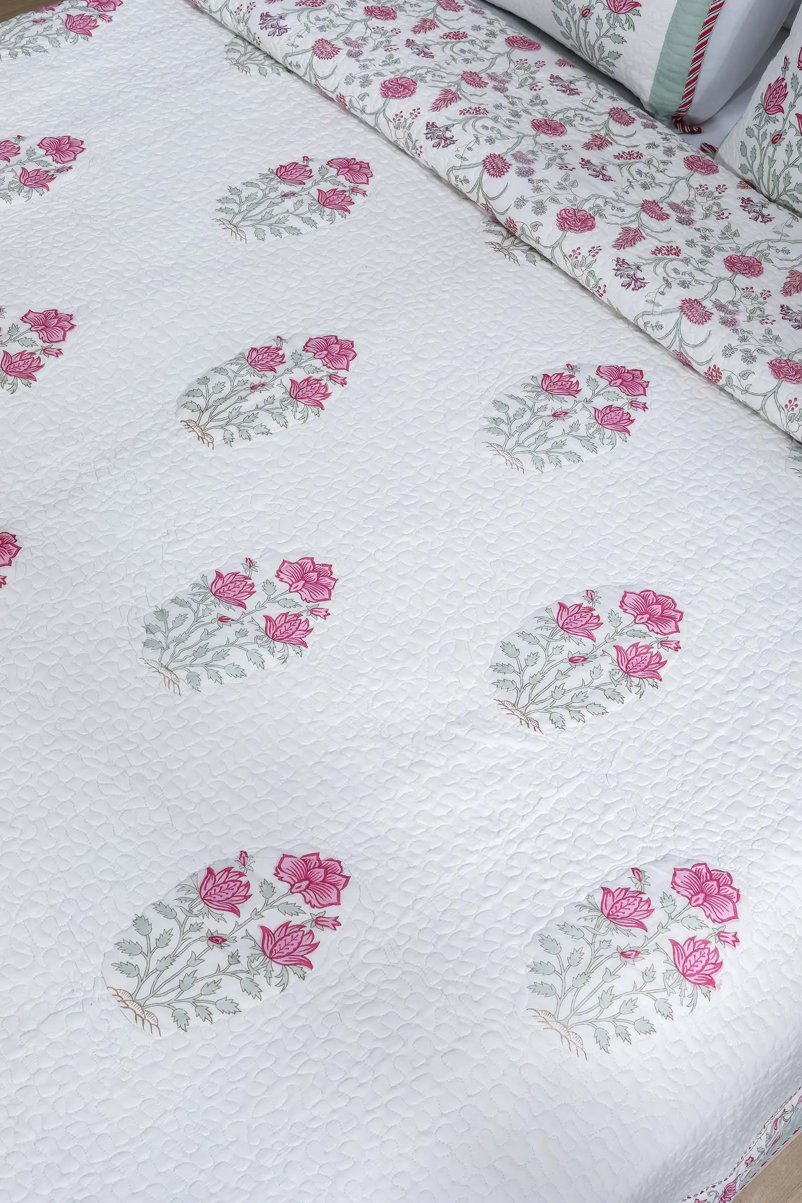 Bagh E Shabnam Quilted Cotton Bedcover
