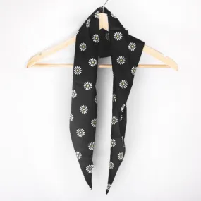 Daisy Triangle Scarf