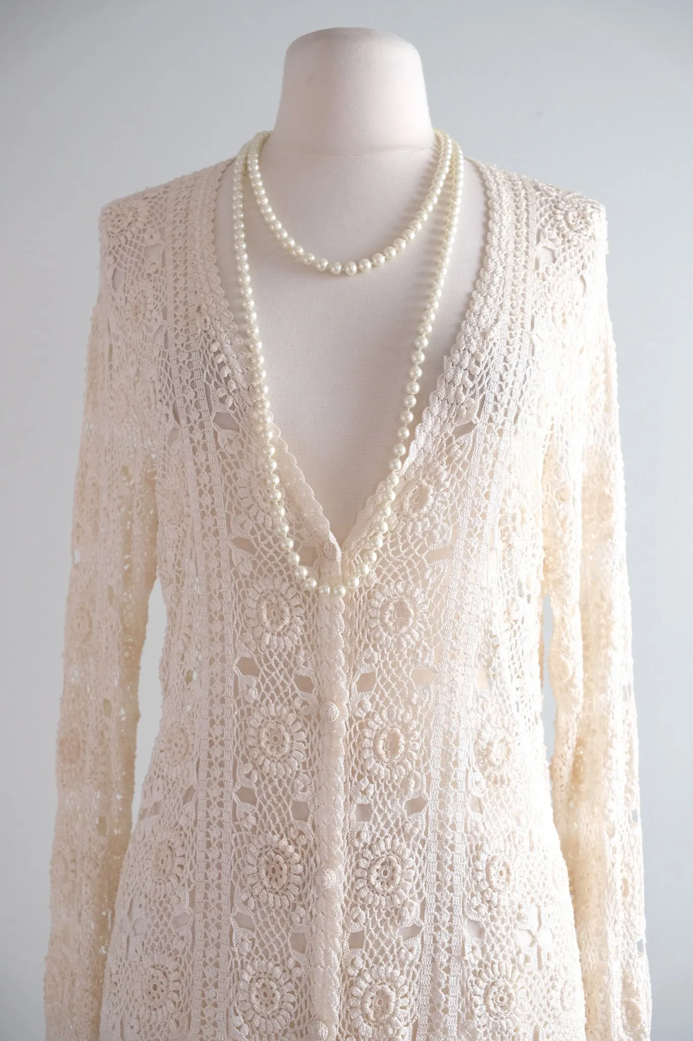 Delicate 1970's Silky Crochet Knit Ivory Cardigan / Sz M