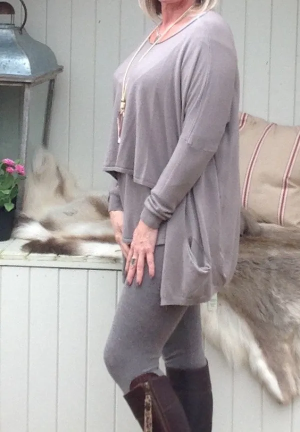 Double Pocket Layer Jumper in Mocha