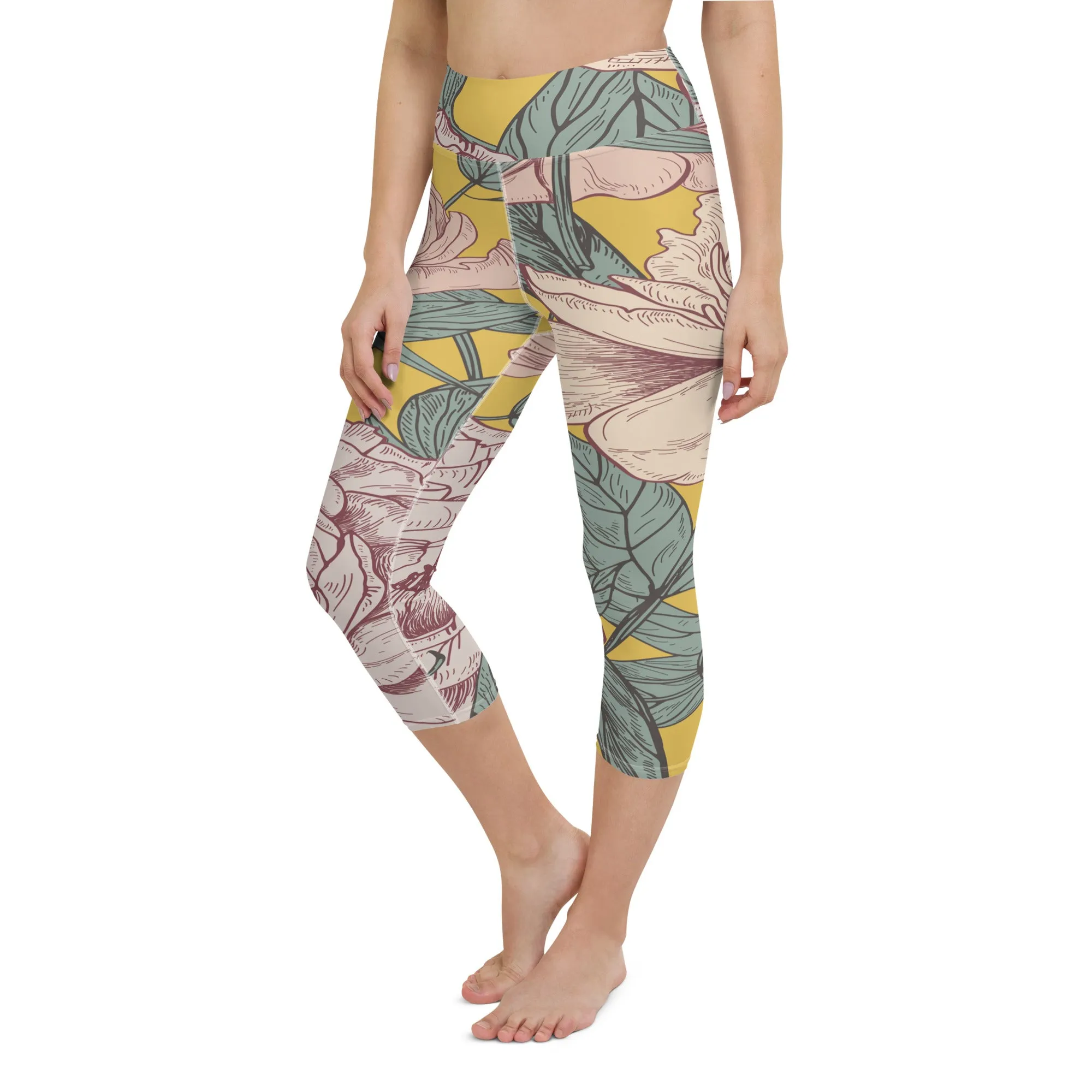 Flower Blossom Yoga Capri Leggings | Fitness Capri Leggings, lioness-love.com