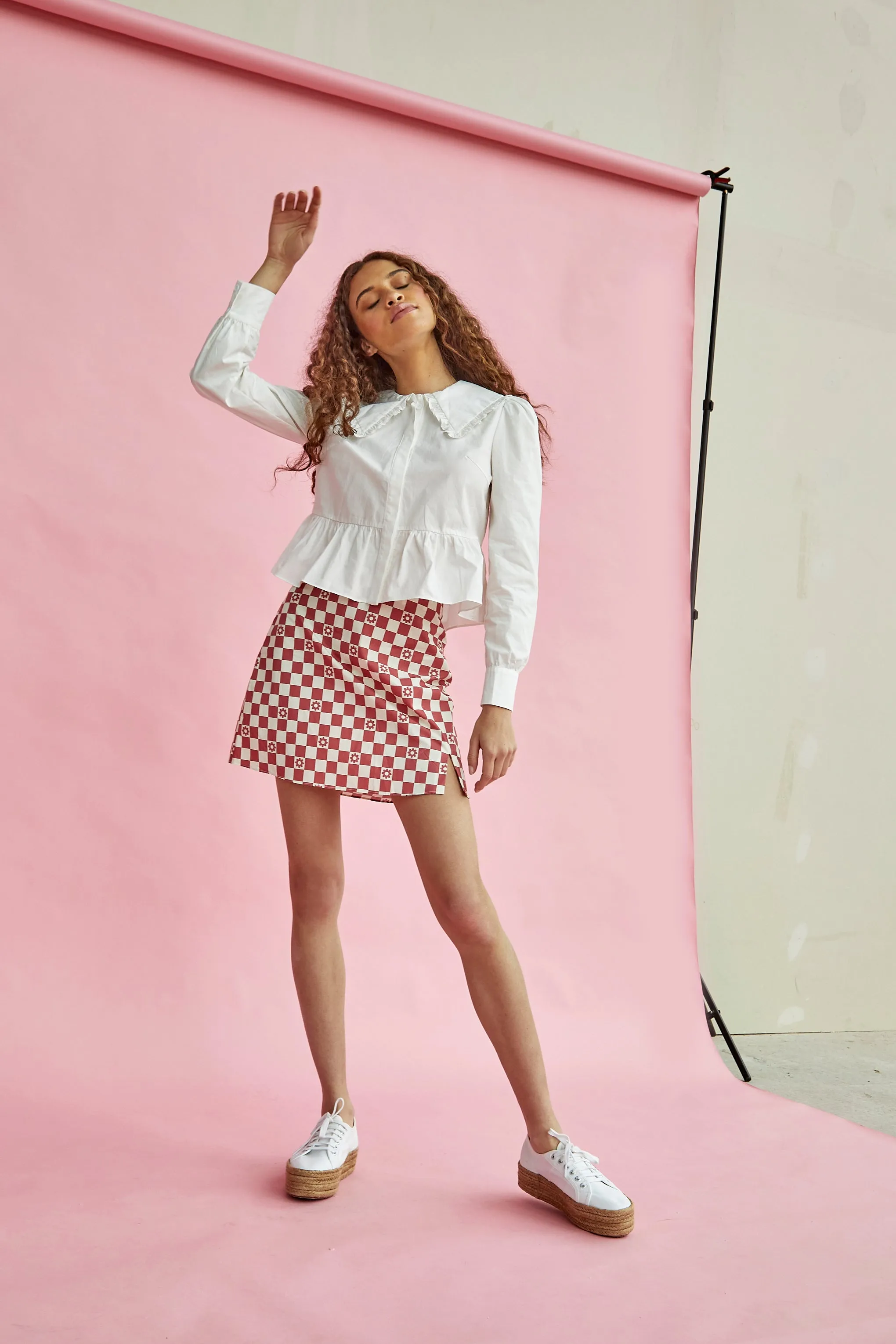 Glamorous Off White Scalloped Hem Babydoll Top