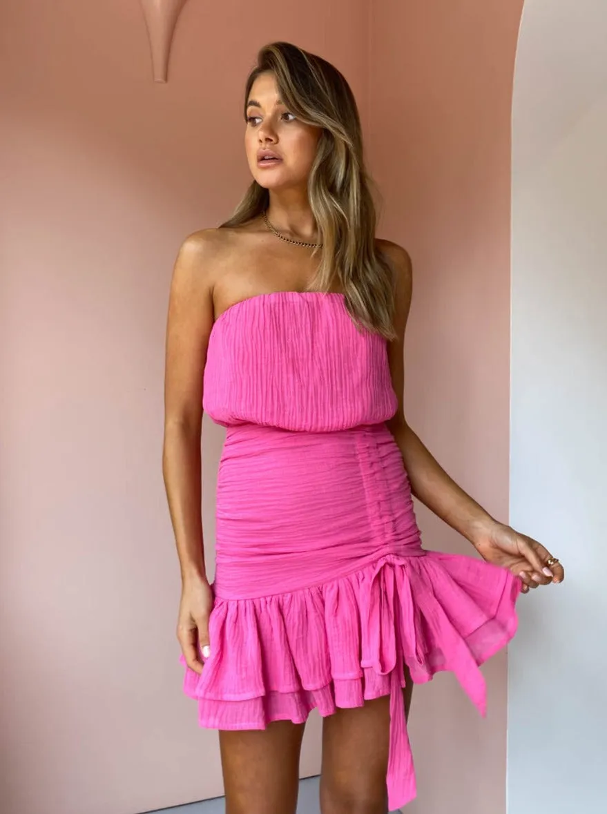 Issy Waves Dress in Fuchsia