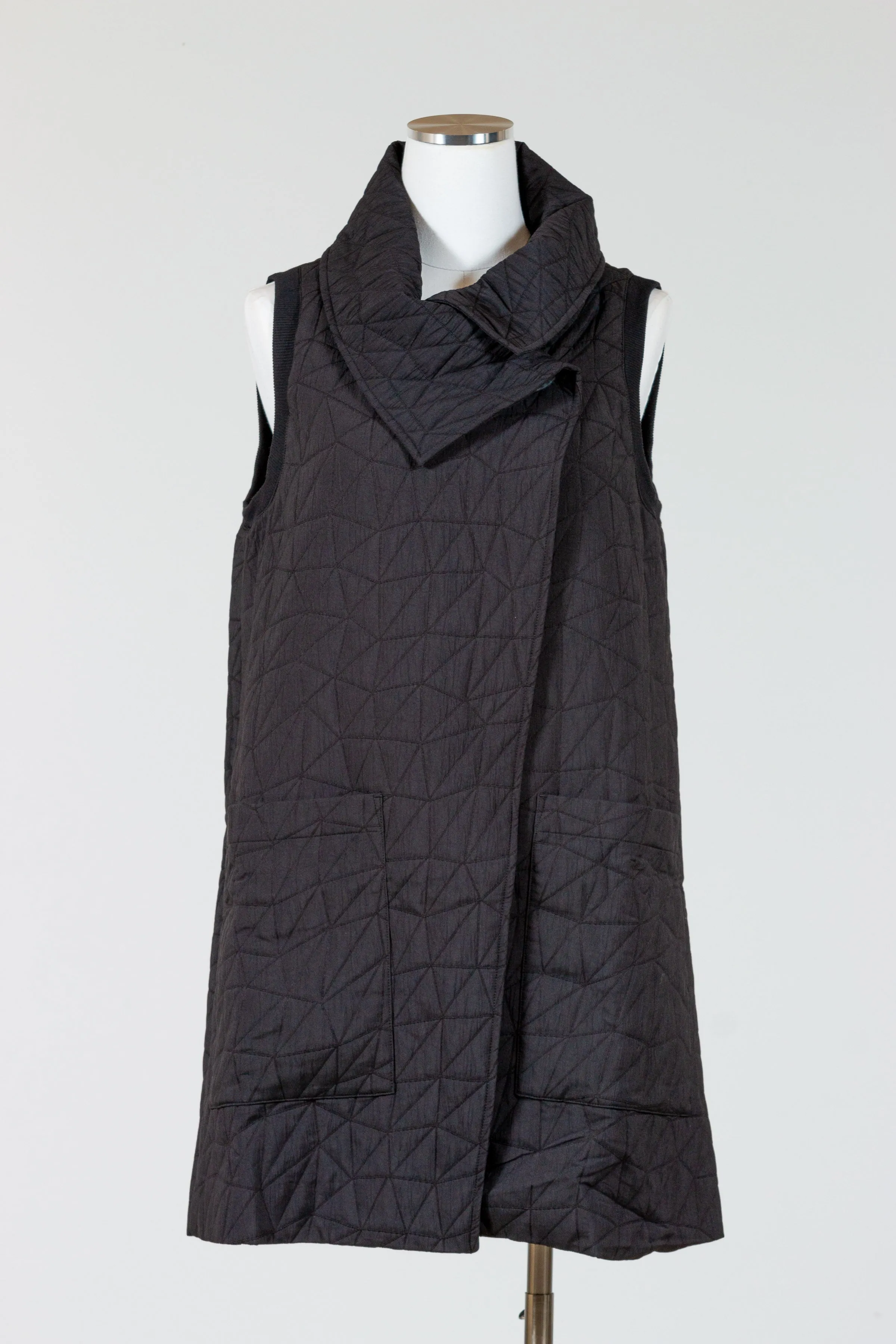 Kaleidoscope Quilted Pocket Vest
