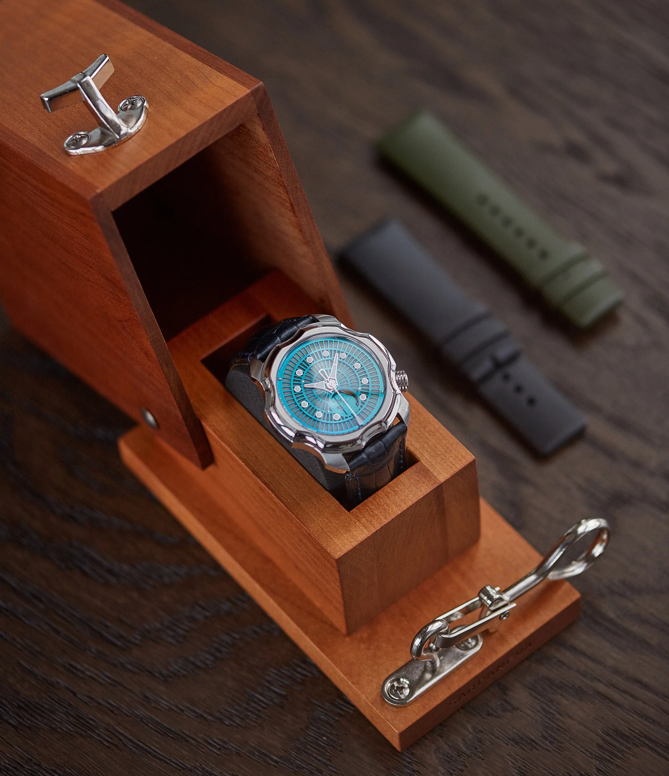 Korona K0 Northern Lights | 46mm | Steel