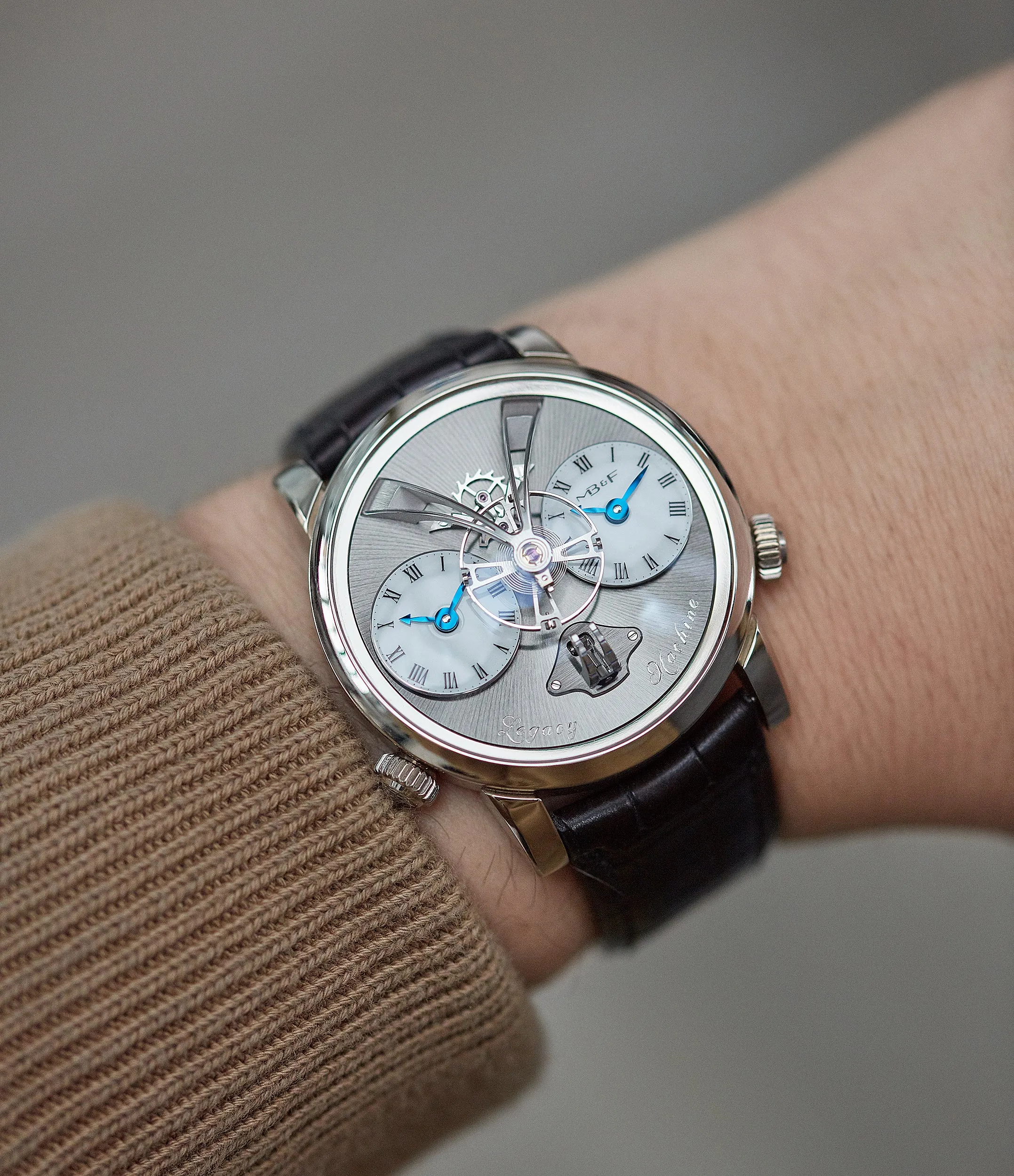 Legacy Machine No. 1 | Voutilainen & Mojon | White Gold