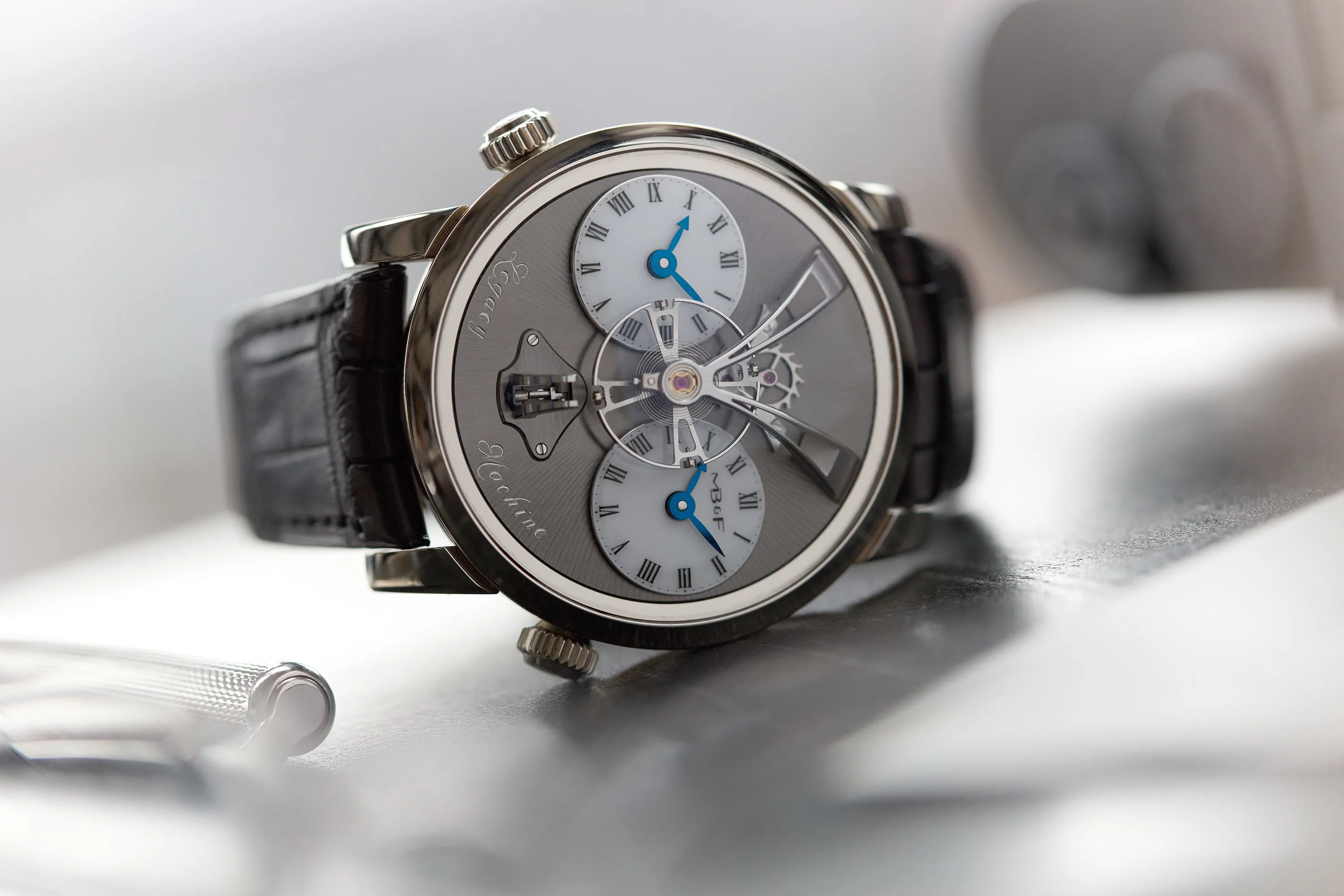 Legacy Machine No. 1 | Voutilainen & Mojon | White Gold