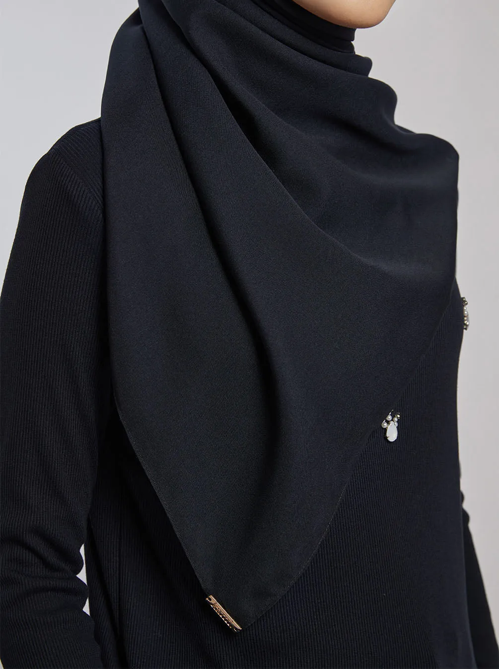 LIGHT VOILE SCARF PLAIN CHARCOAL