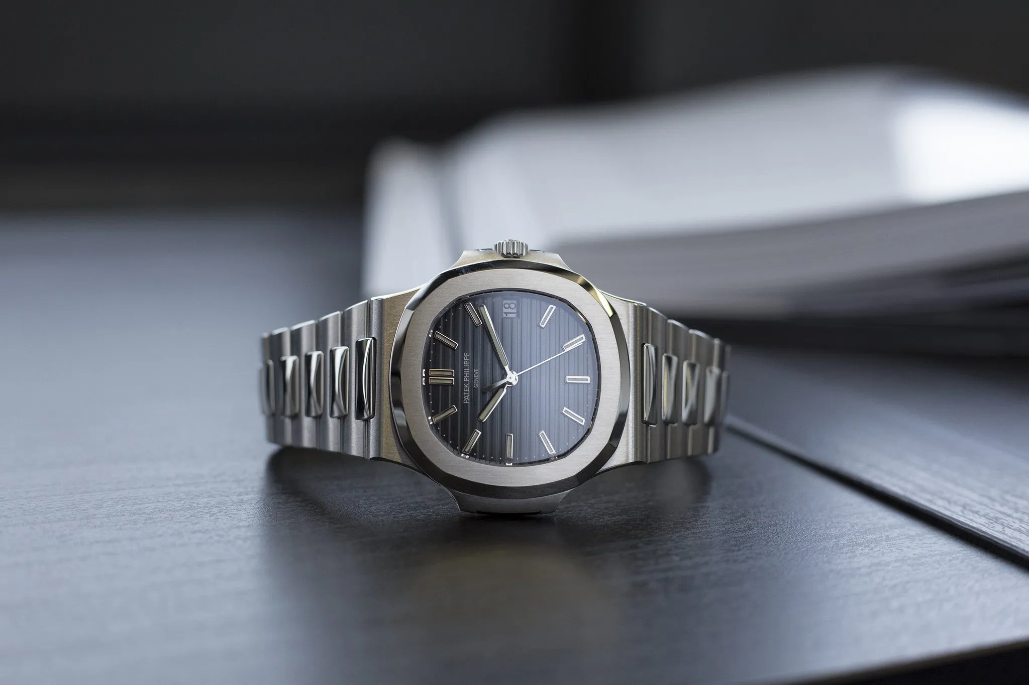 Nautilus 5711/1A-010 | Steel