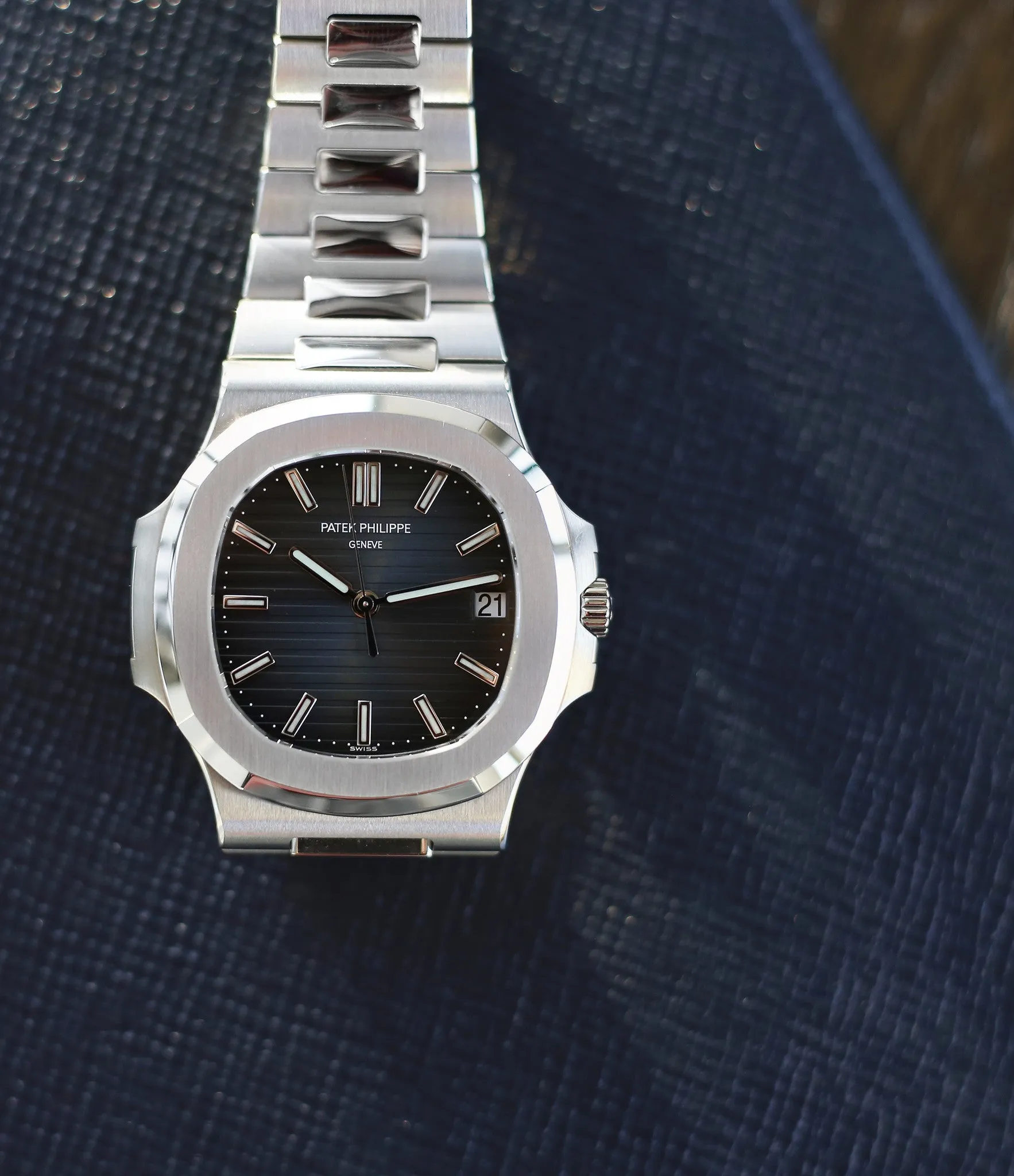 Nautilus 5711/1A-010 | Steel