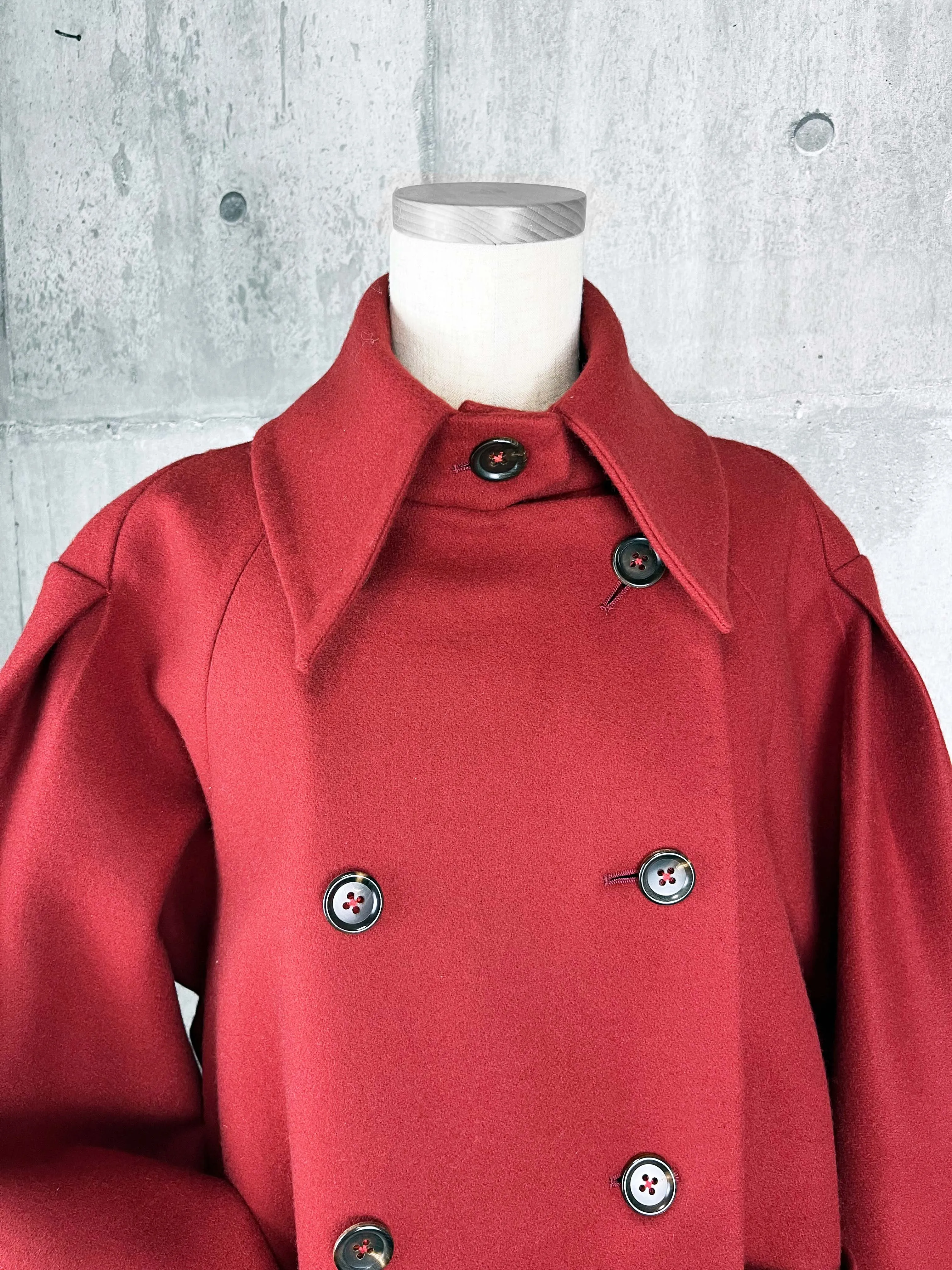 Origami Stain Collar Wool Coat / RED