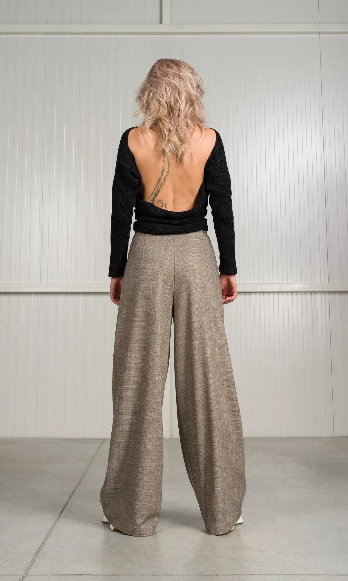 Plain Weave Tuck Pants