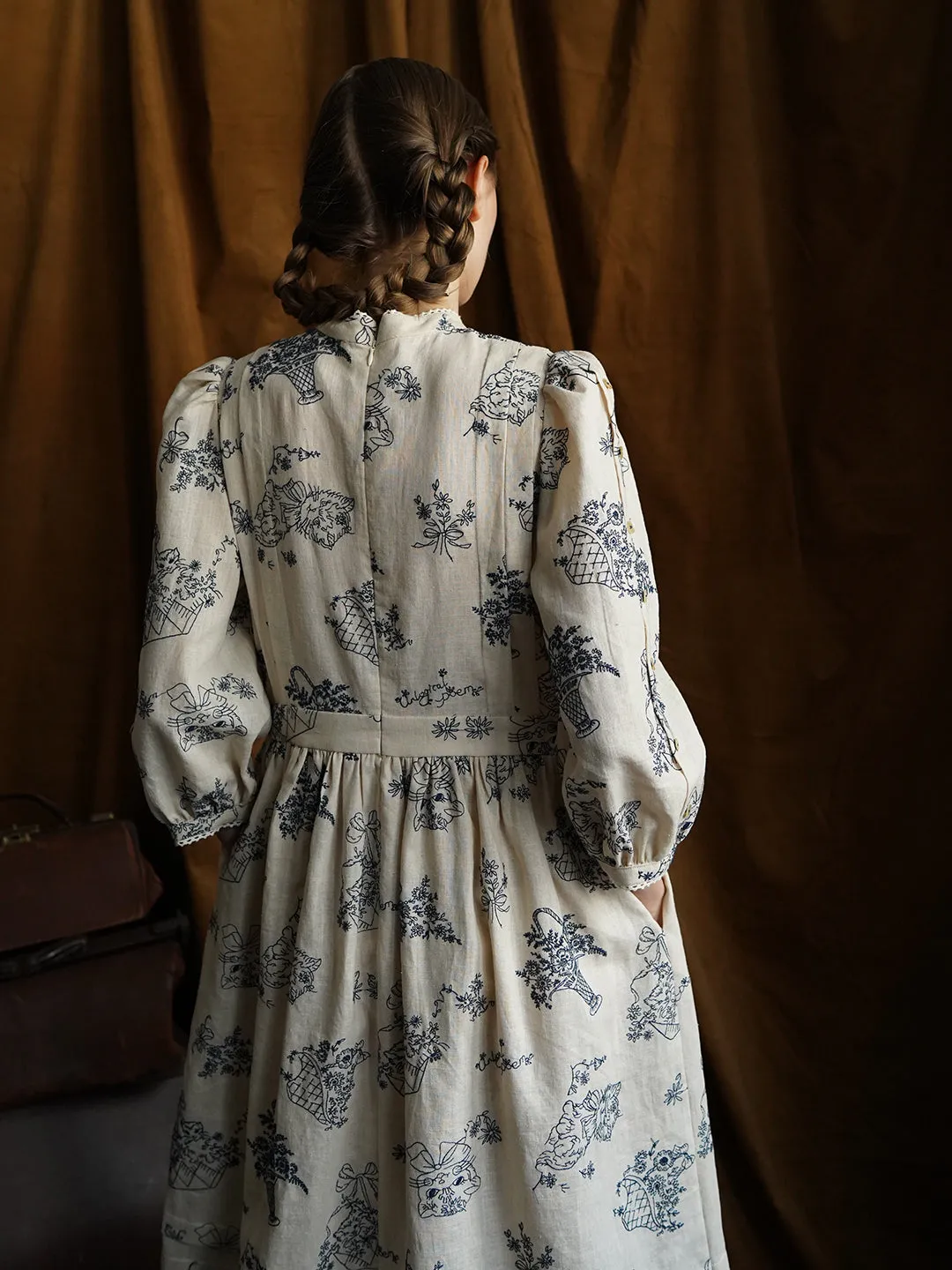 Unlogical Poem Victorian style Blue Illustration Embroidered Ramie Dress