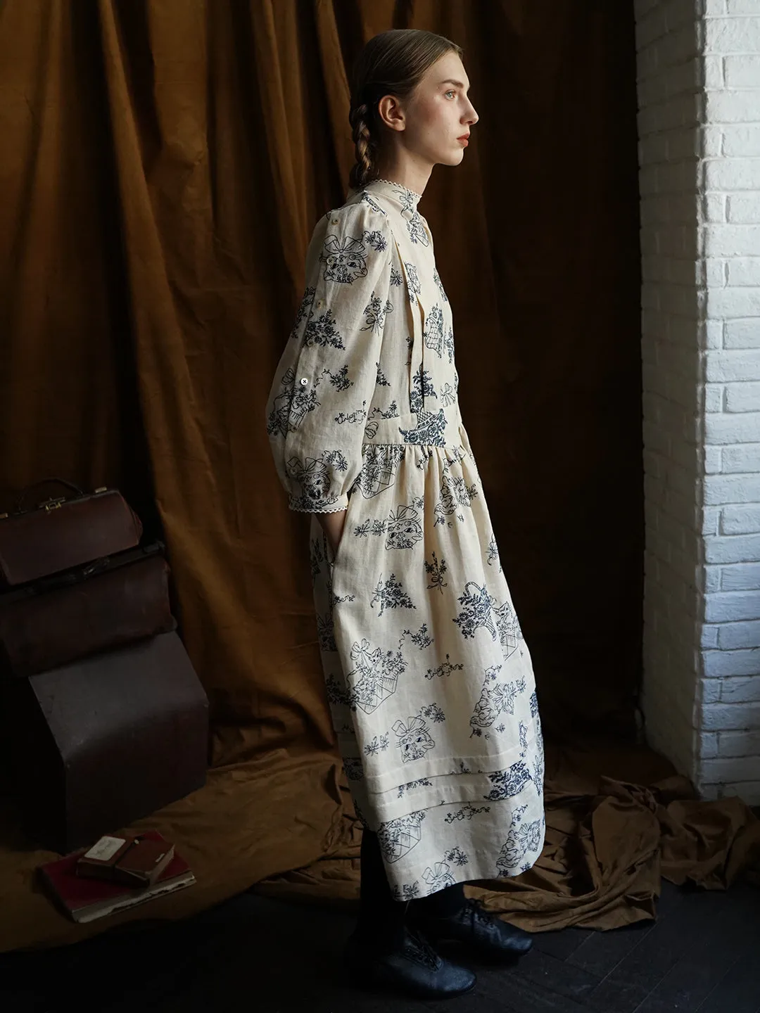 Unlogical Poem Victorian style Blue Illustration Embroidered Ramie Dress