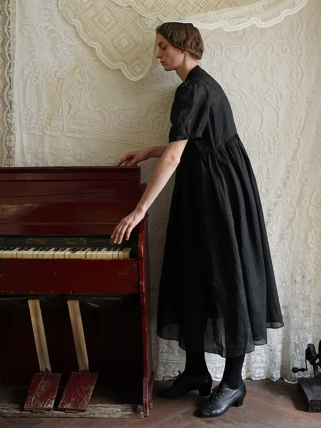 Unlogical Poem Victorian Style Bow Applique Embroidered Black Dress