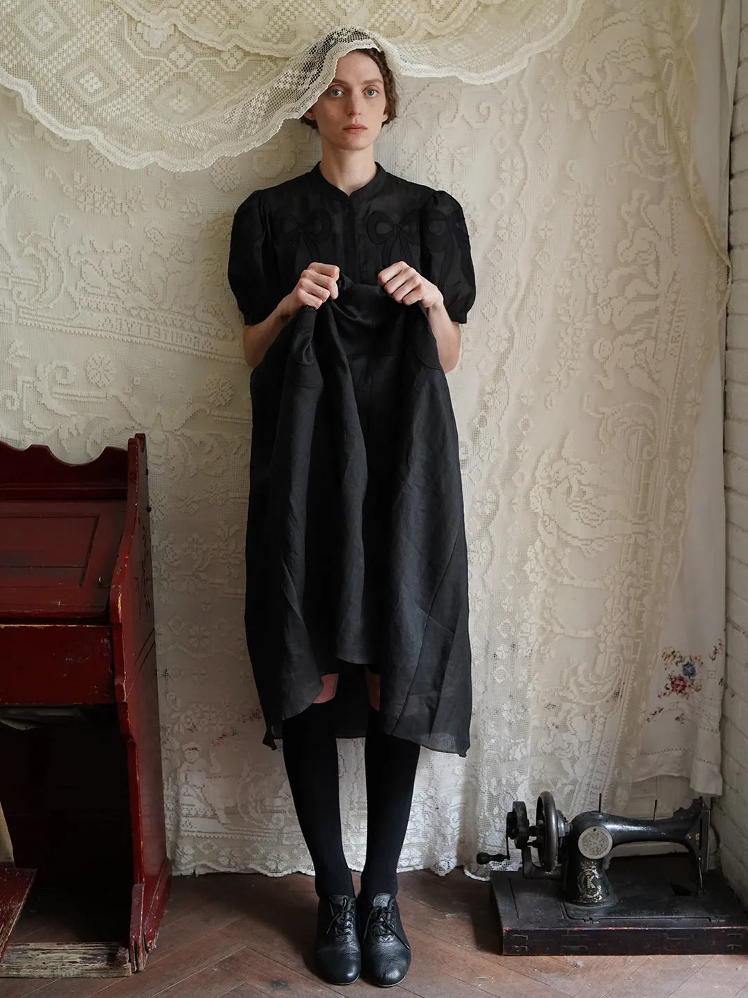 Unlogical Poem Victorian Style Bow Applique Embroidered Black Dress