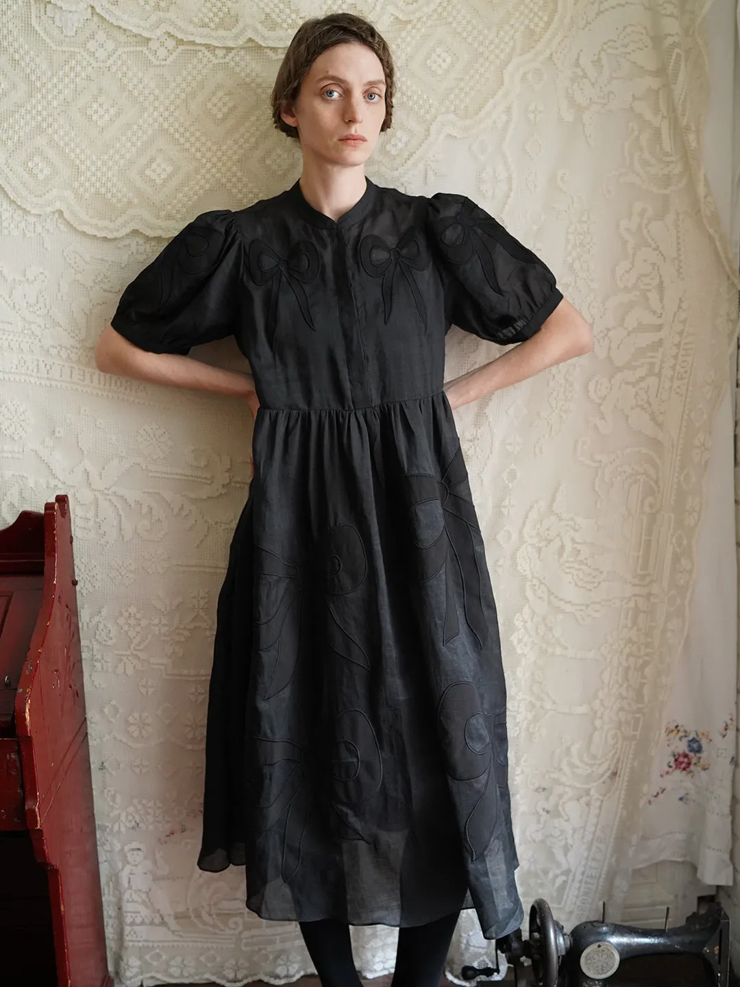 Unlogical Poem Victorian Style Bow Applique Embroidered Black Dress