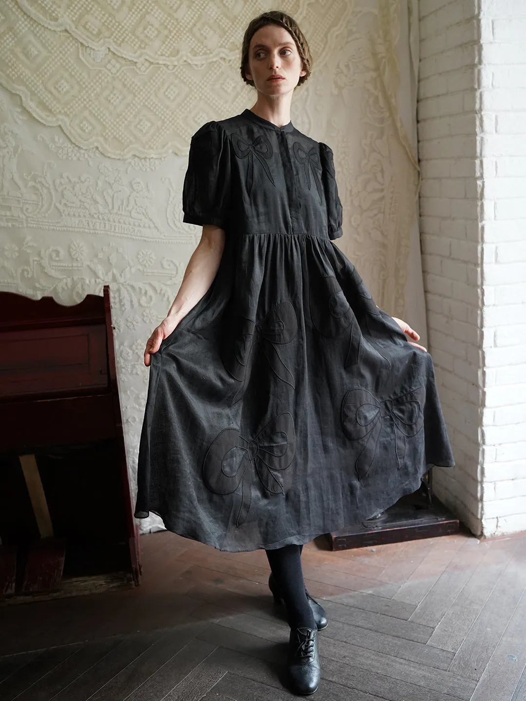 Unlogical Poem Victorian Style Bow Applique Embroidered Black Dress