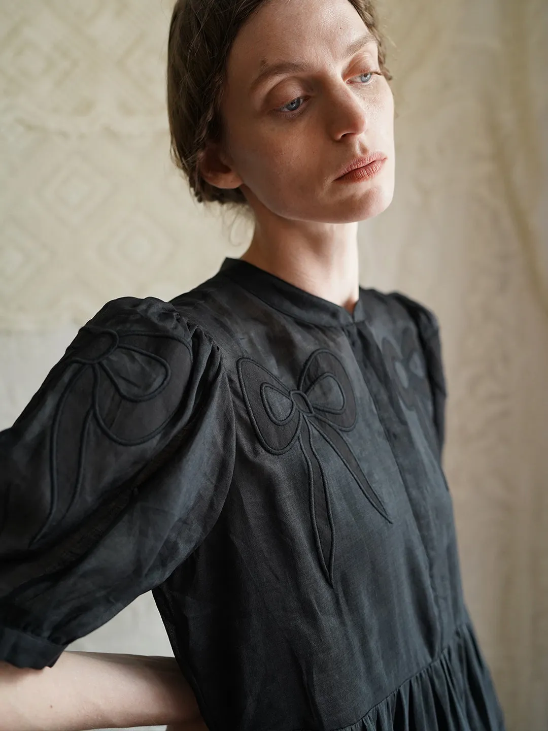 Unlogical Poem Victorian Style Bow Applique Embroidered Black Dress