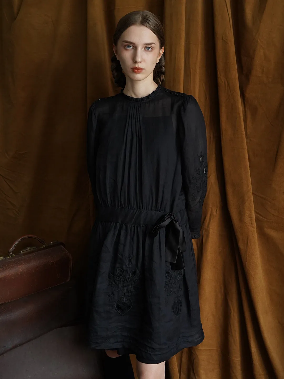 Unlogical Poem Victorian style Hollow Embroidery Black Ramie dress