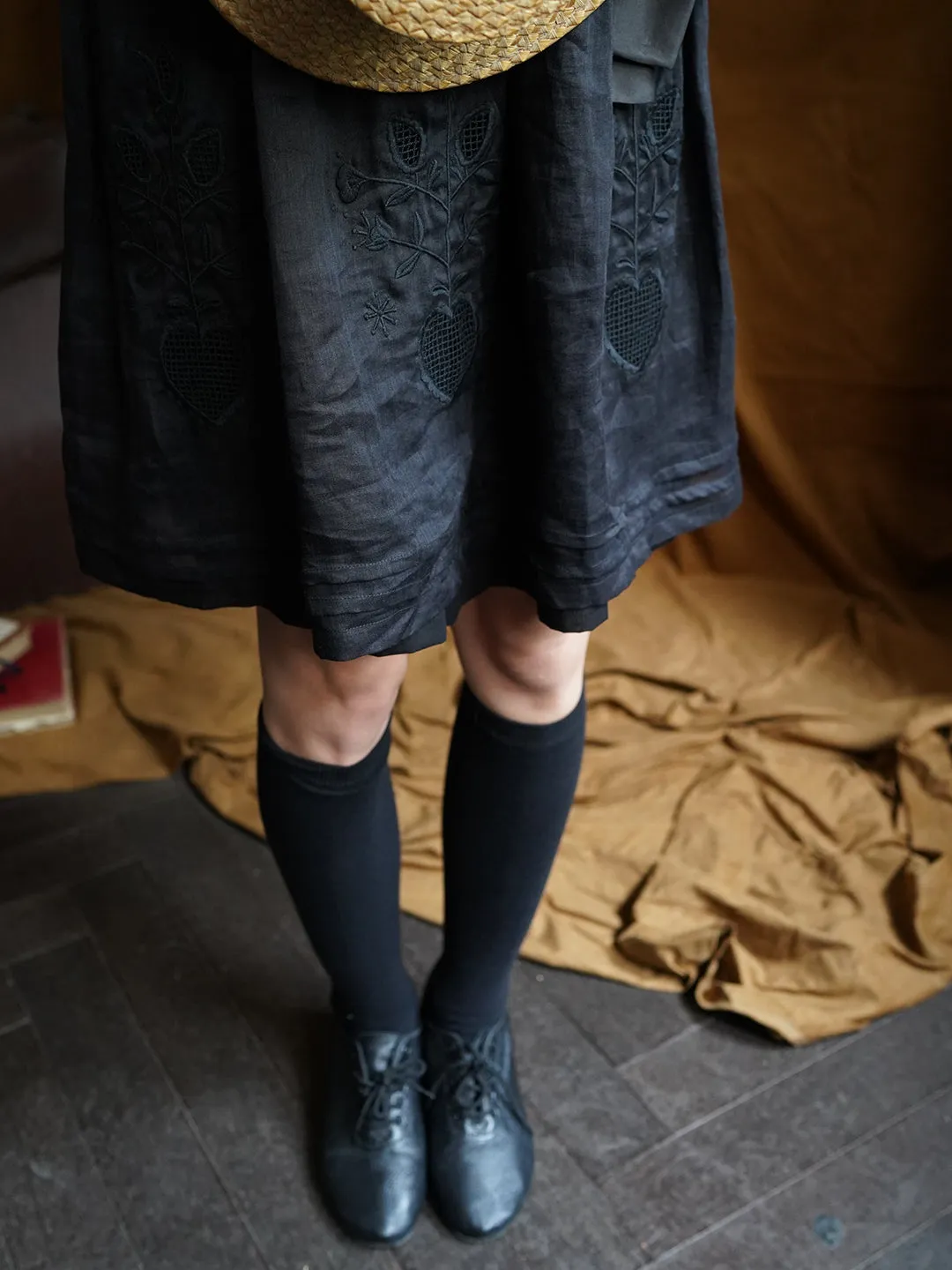 Unlogical Poem Victorian style Hollow Embroidery Black Ramie dress