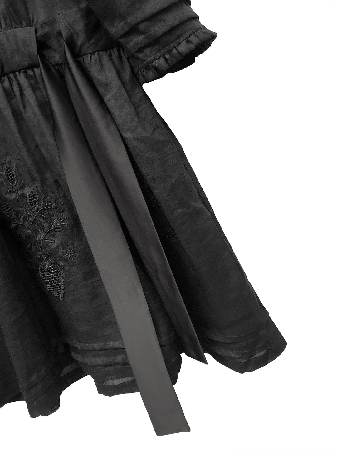 Unlogical Poem Victorian style Hollow Embroidery Black Ramie dress