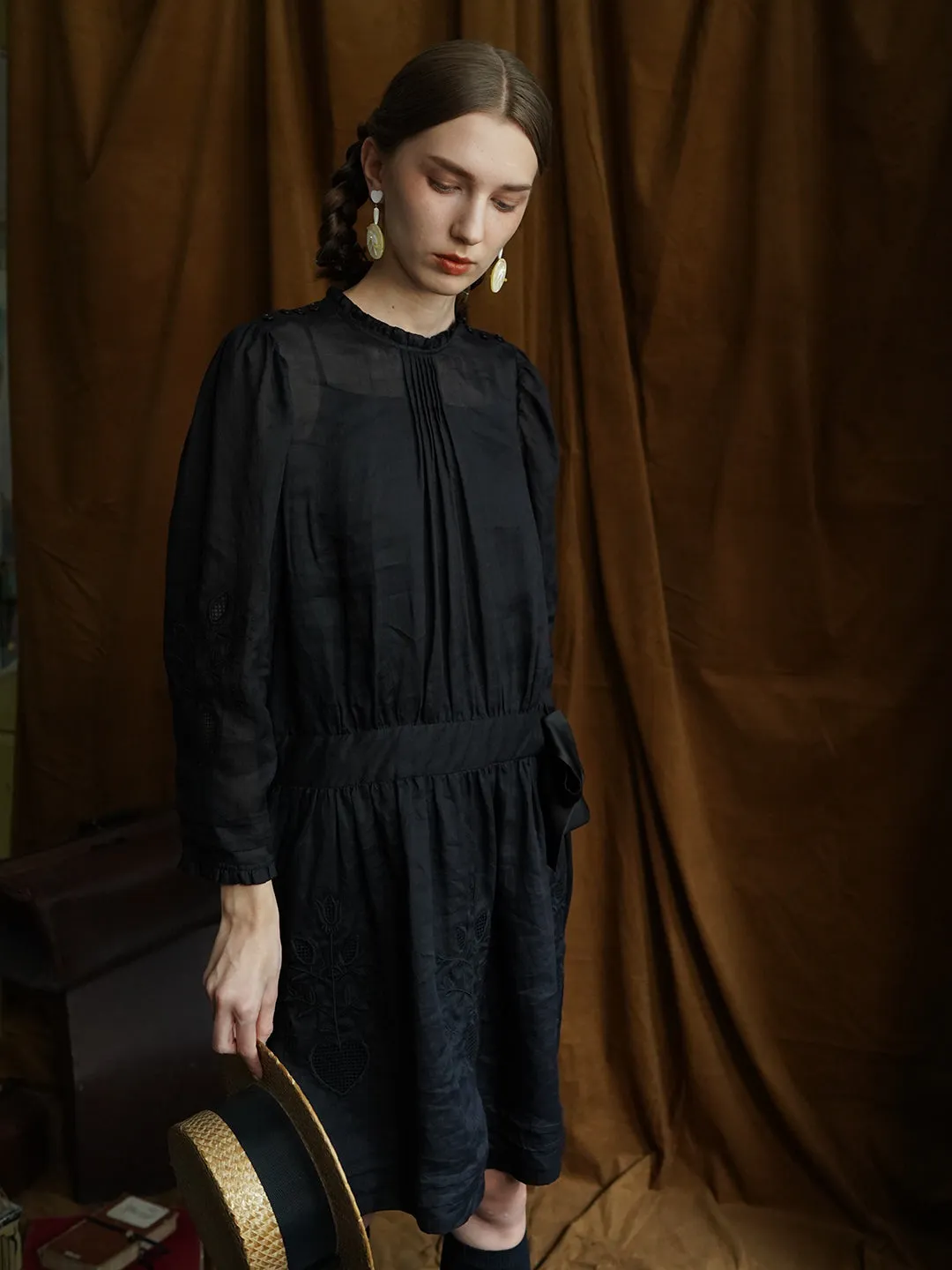 Unlogical Poem Victorian style Hollow Embroidery Black Ramie dress