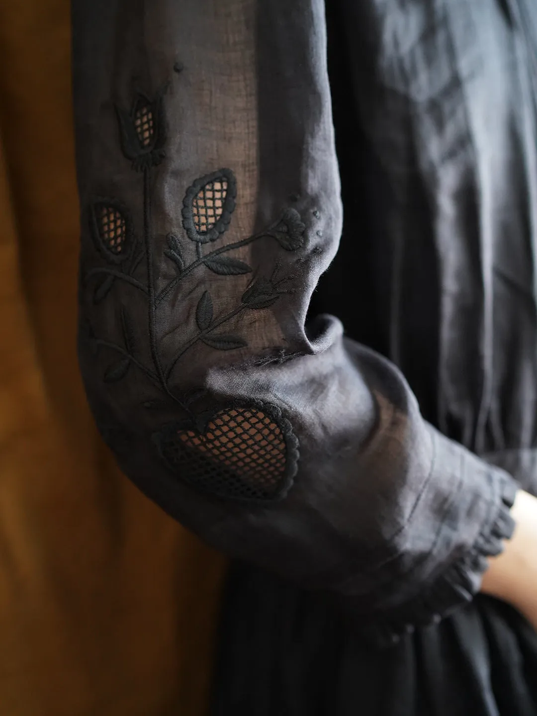 Unlogical Poem Victorian style Hollow Embroidery Black Ramie dress