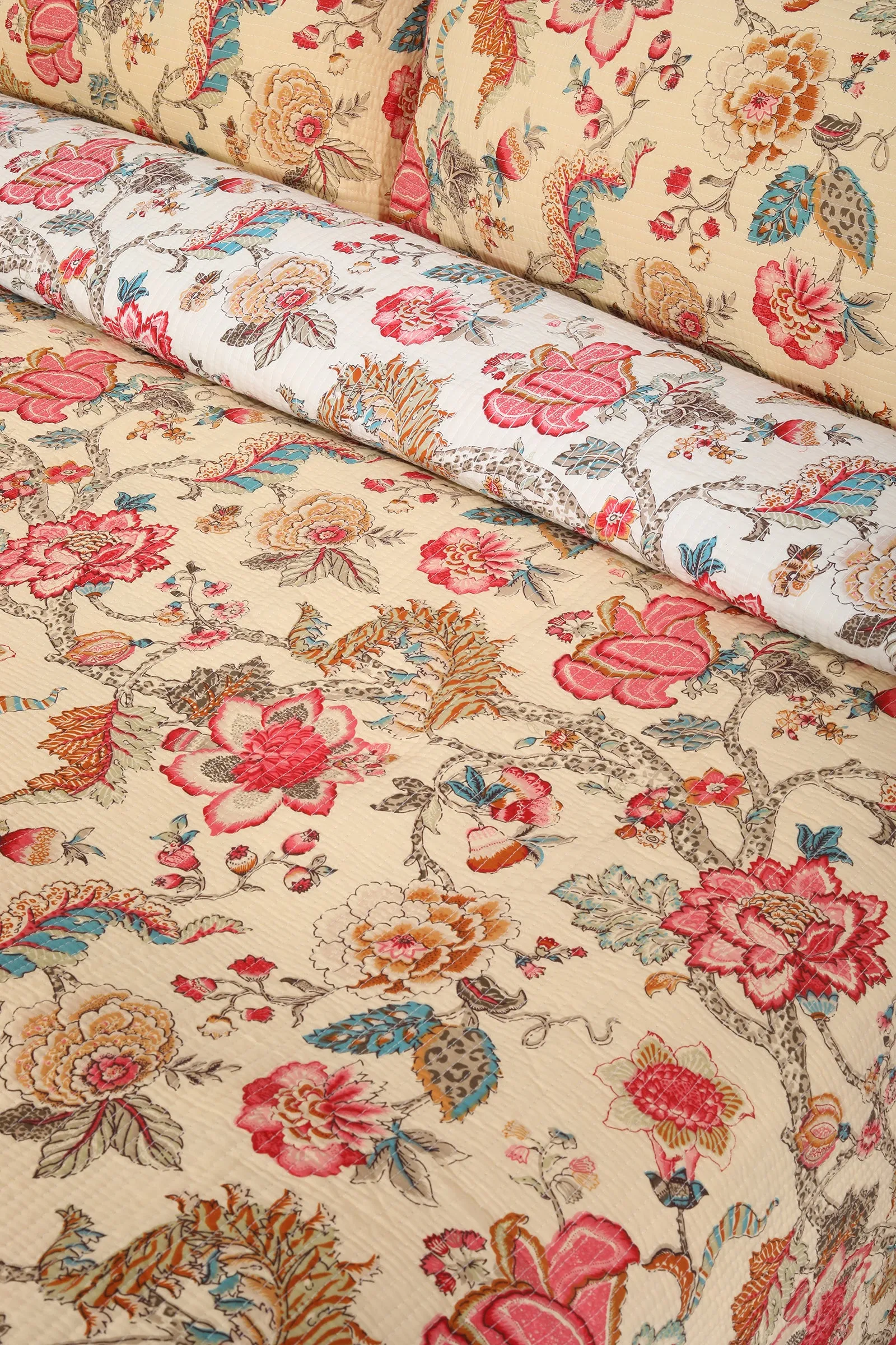 Vintage Chintz Beige Quilted Cotton Bedcover