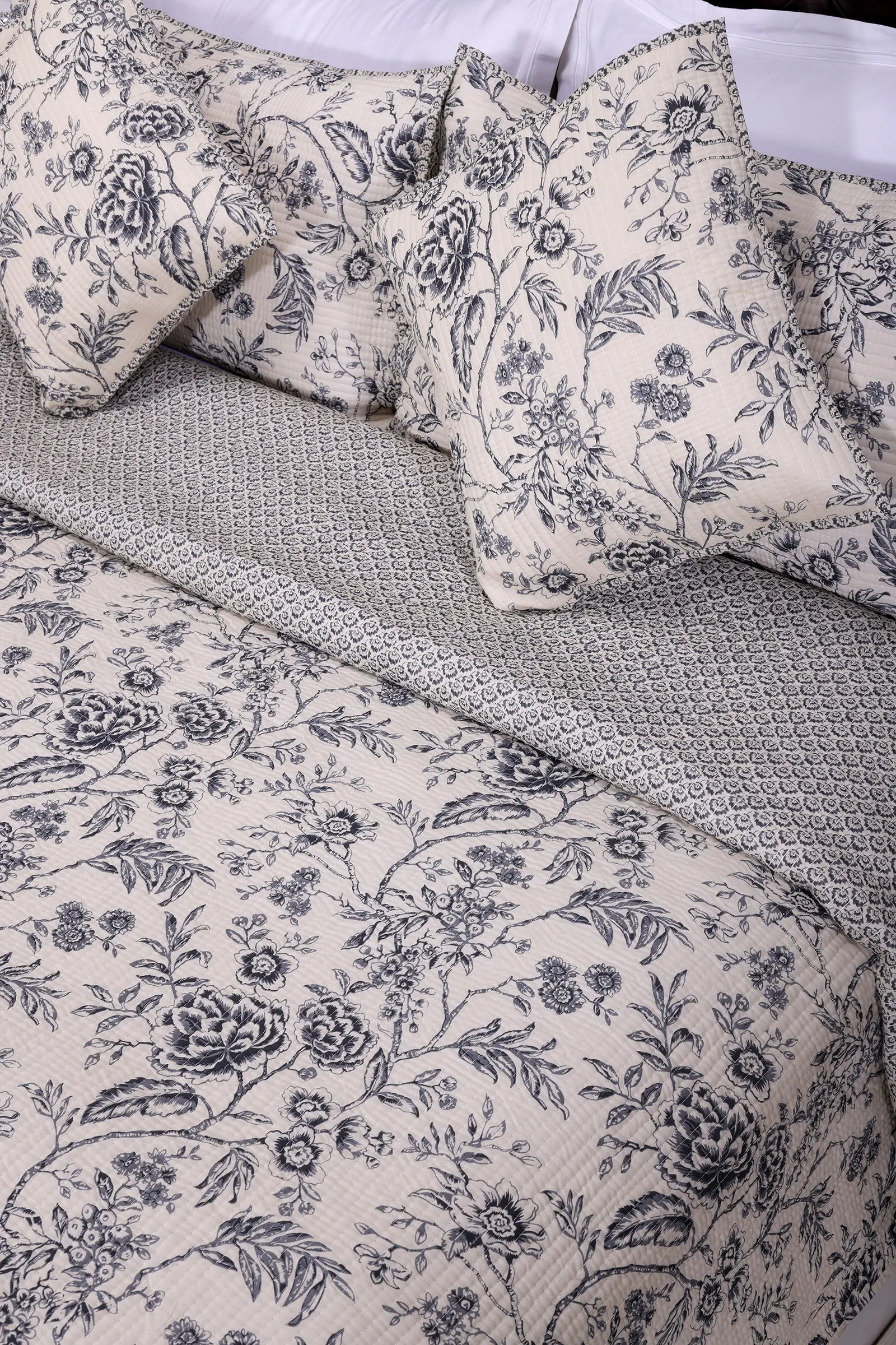 Vintage Damask Grey Cotton Quilted Bedcover Set of 5