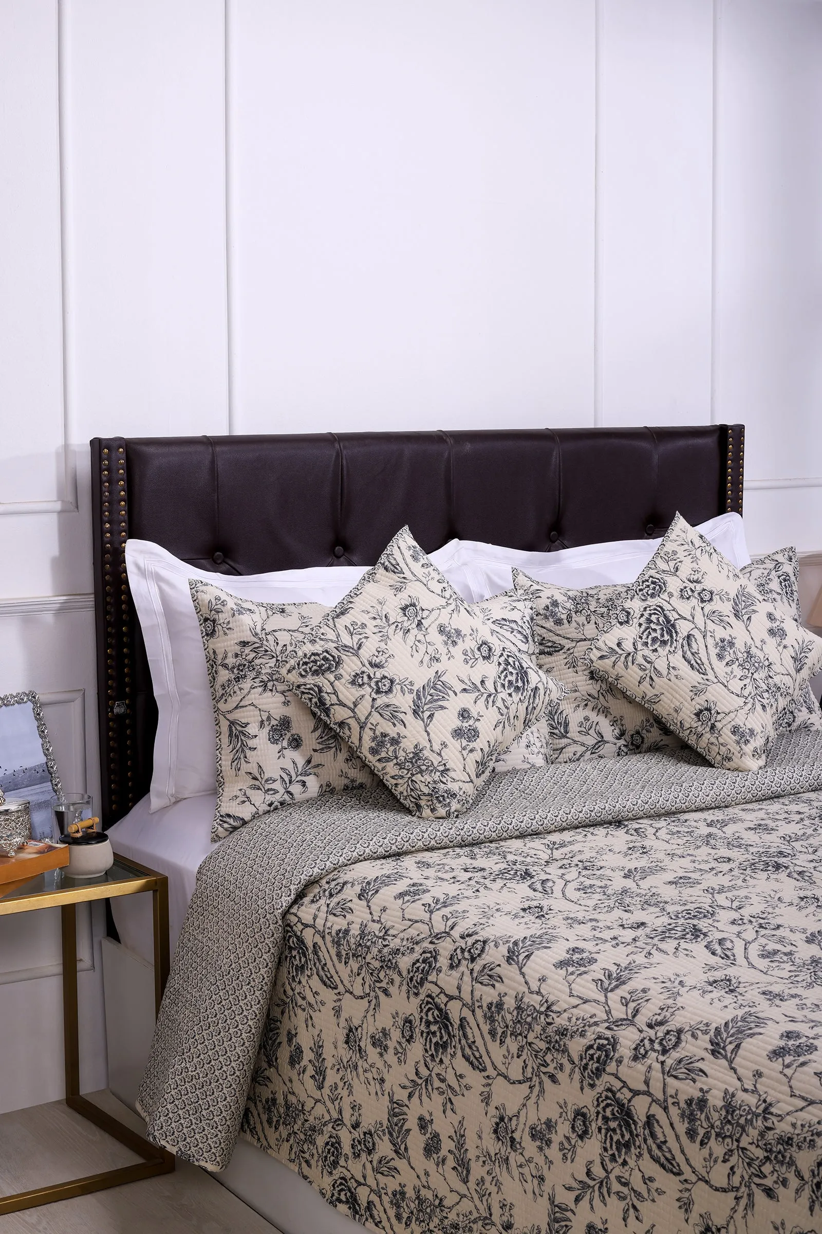 Vintage Damask Grey Cotton Quilted Bedcover Set of 5